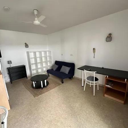 Apartmán With Swimming Pool